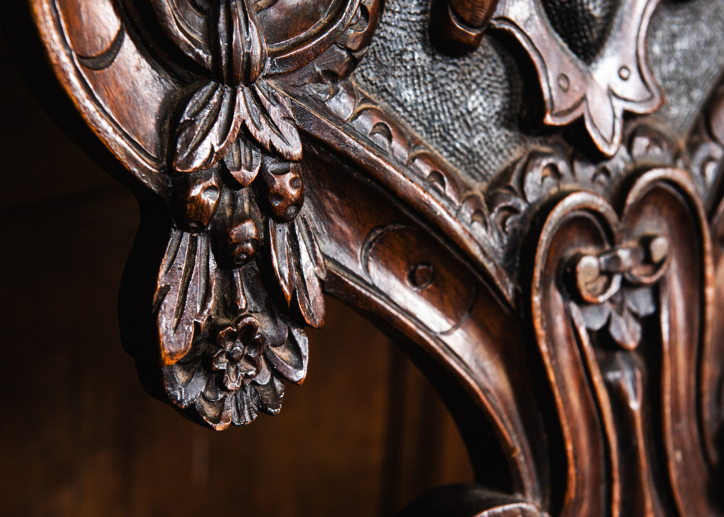 Four Carved Walnut Sgabello Hall Chairs